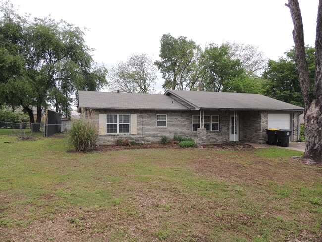 Building Photo - 13840 S 293RD E Ave