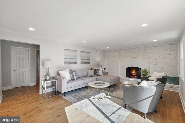 Building Photo - 12301 Espalier Pl