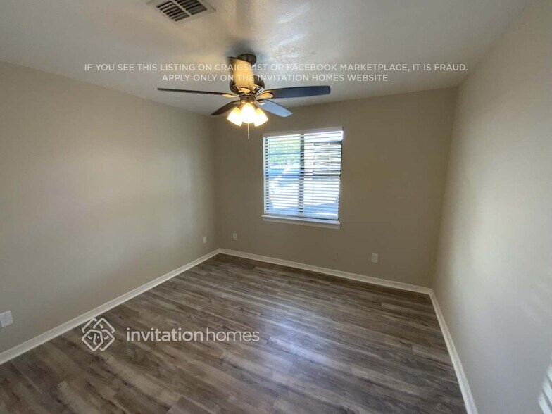 Building Photo - 4084 Briar Forest Rd E