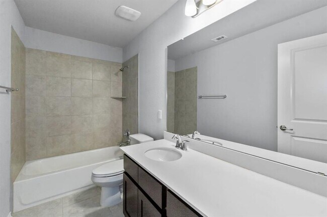 Building Photo - 9004 Gage Dr