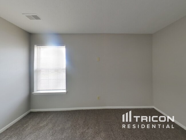 Building Photo - 6503 Townsend Way