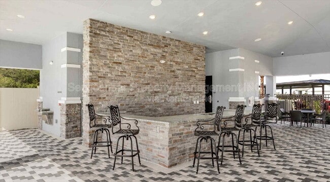 Building Photo - 2926 Rock Sound St