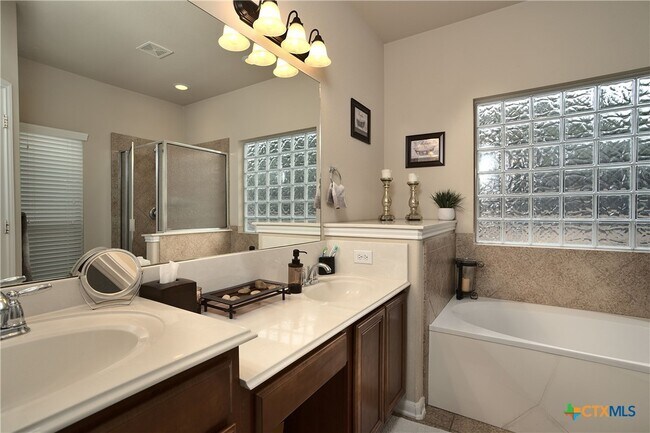 Building Photo - 23215 Cardigan Chase