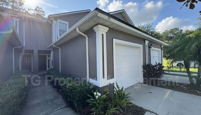 Primary Photo - 771 Scrub Jay Dr