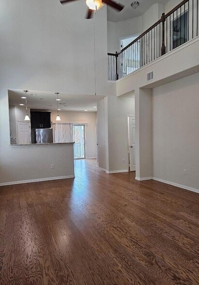 Building Photo - 3240 E Whitestone Blvd