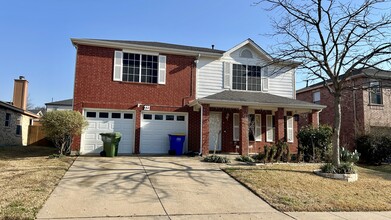 Building Photo - 111 Quail Run Dr