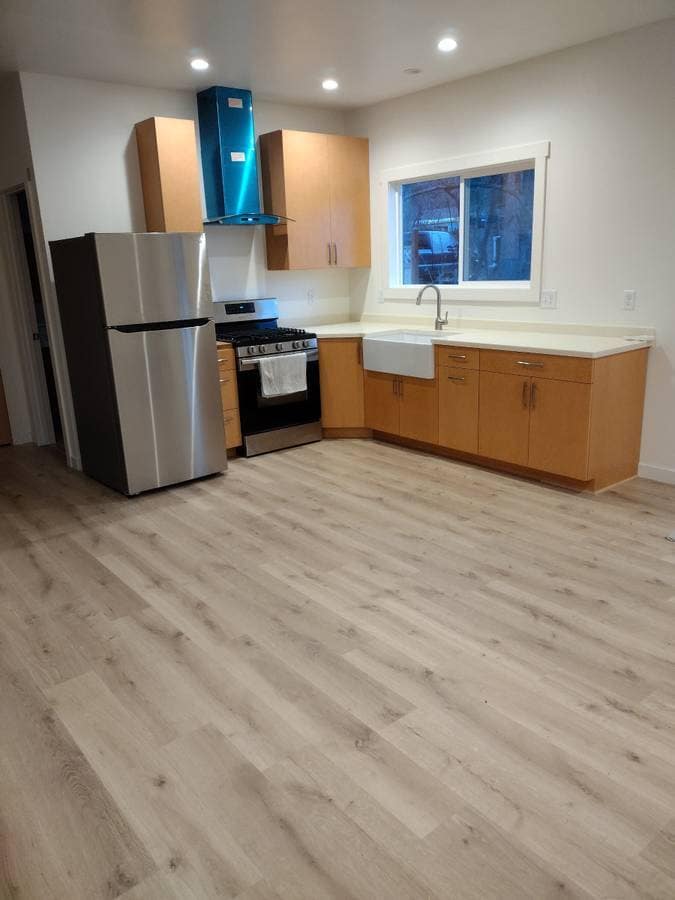 Building Photo - 808 Talent Ave