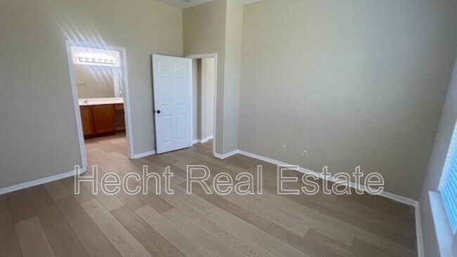 Building Photo - 1712 Bush Coat Ln