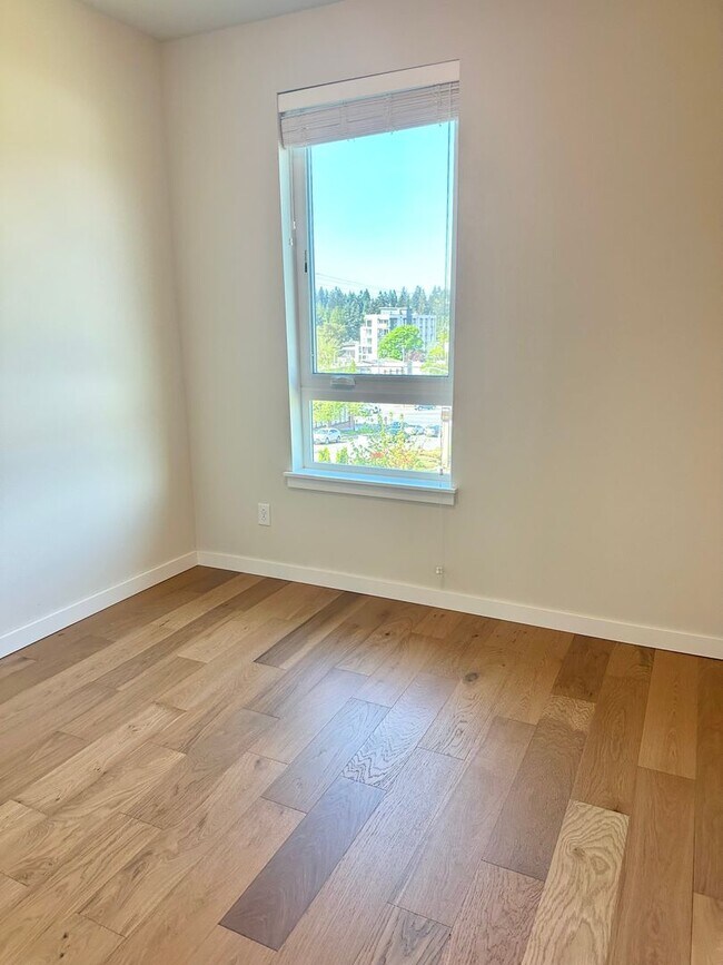 Building Photo - Modern 3-bed, 2.5-bath Townhome in Lake Forrest Park!