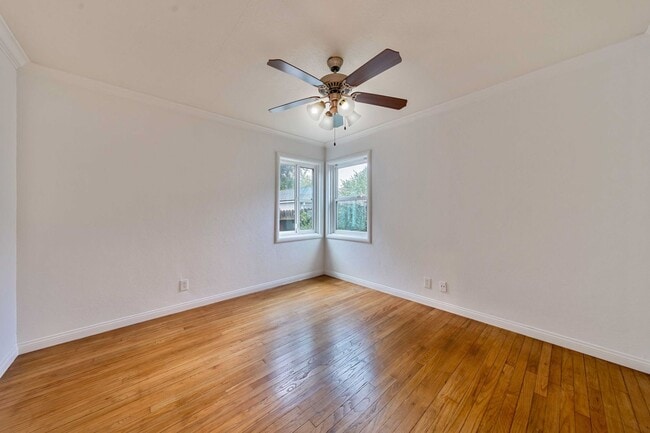 Building Photo - Charming Fully Remodeled 3-Bedroom Home wi...
