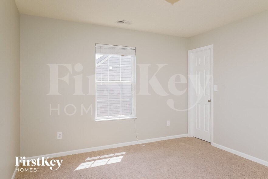 Building Photo - 3481 Enclave Crossing