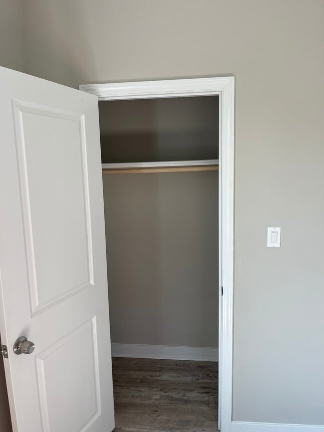 Building Photo - 801 Rockefeller St