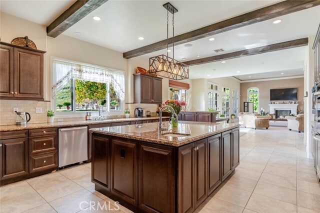 Building Photo - 10817 W Stallion Ranch Rd