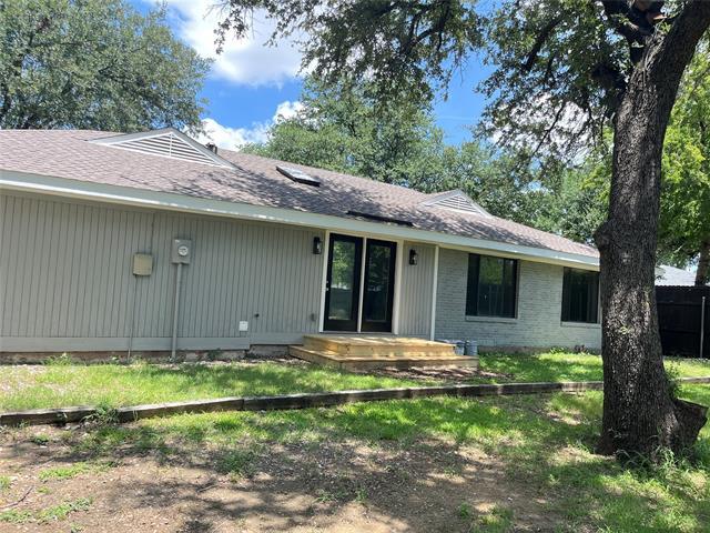 Building Photo - 424 Grace Dr