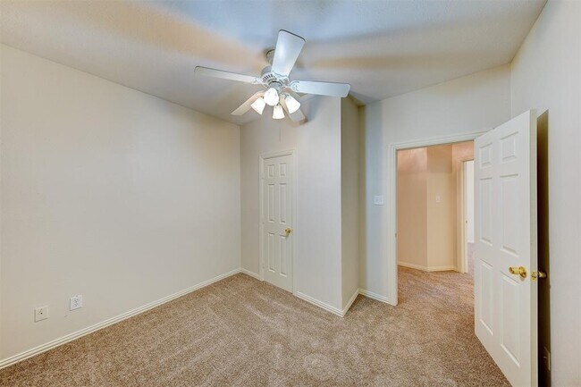 Building Photo - 3203 Amerson Dr