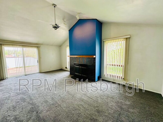 Building Photo - 419 Woodland Rd