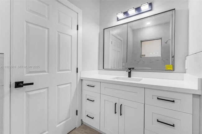 Building Photo - 1962 NW 107th St