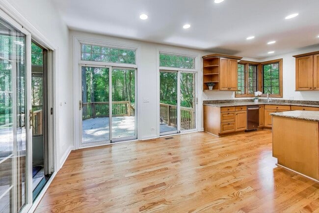 Building Photo - 1620 Timber Woods Ln