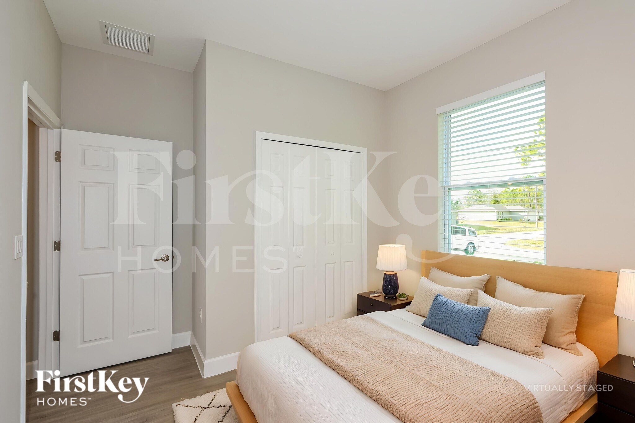 Building Photo - 216 Titan Rd SE