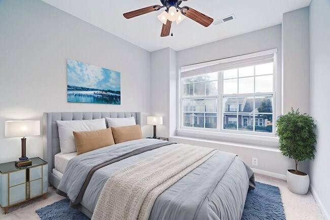 Building Photo - Stylish Comfort in a Prime Location!