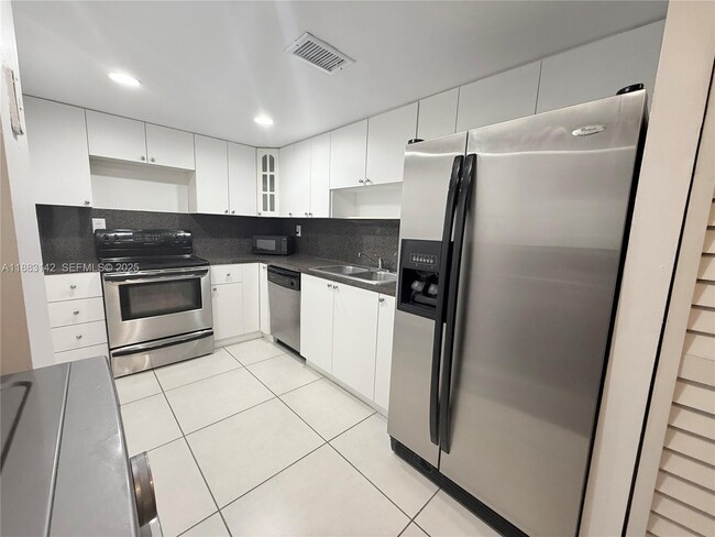 Building Photo - 8261 NW 8th St