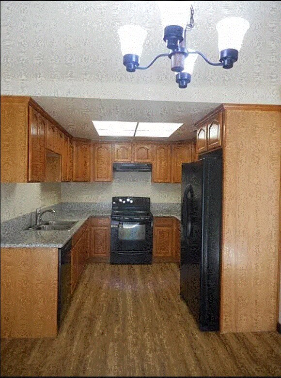 Building Photo - 5300 Winfield Way