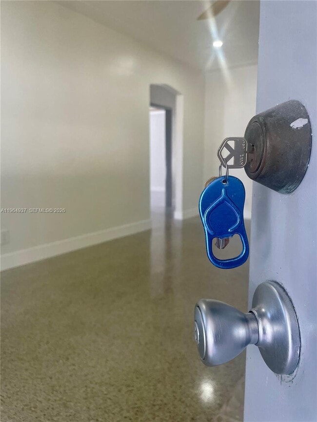 Building Photo - 1329 NE 16th Ave