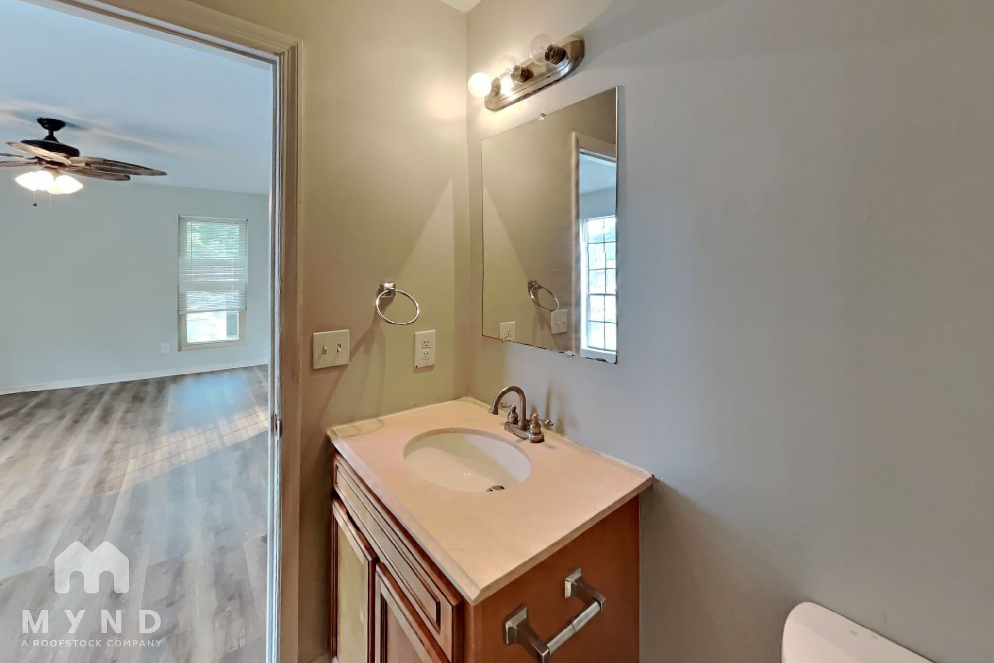 Building Photo - 785 Edenton Ct