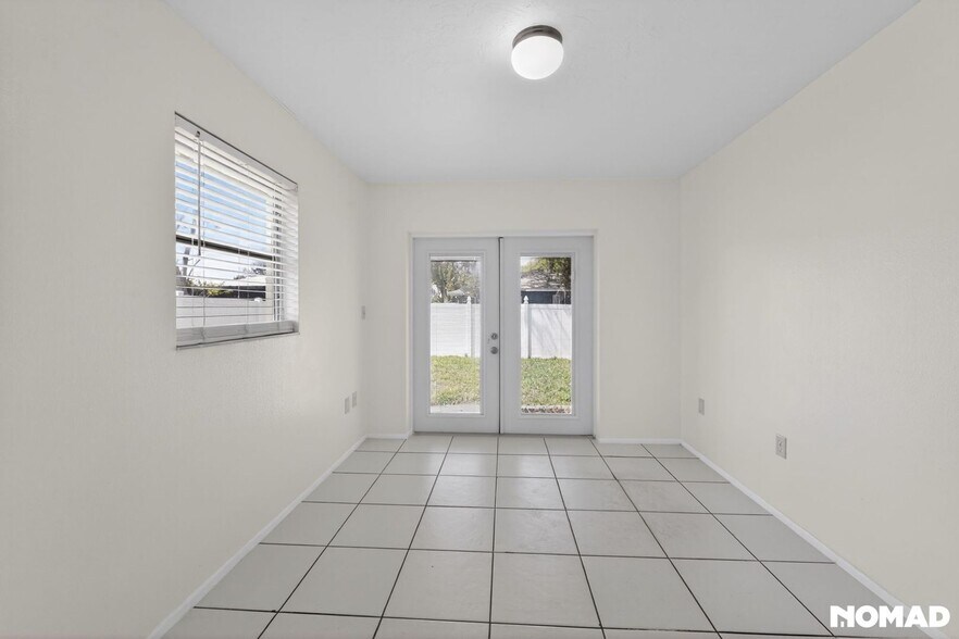 Building Photo - 253 Glenwood Ave