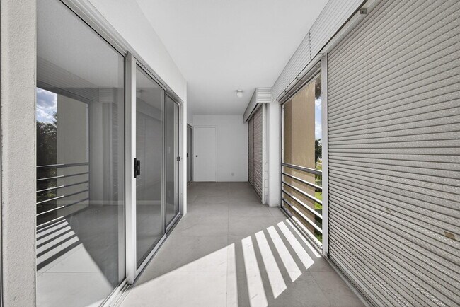 Building Photo - 3590 Via Poinciana