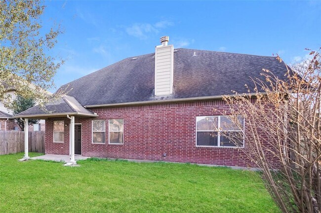 Building Photo - 21389 Timber Lodge Ln