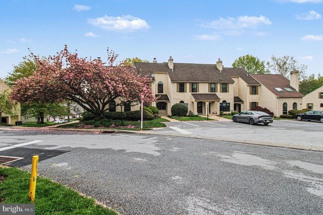 Building Photo - 3420 Keswick Way