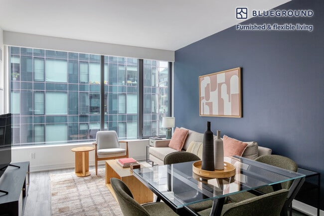 Building Photo - 949 1st St SE