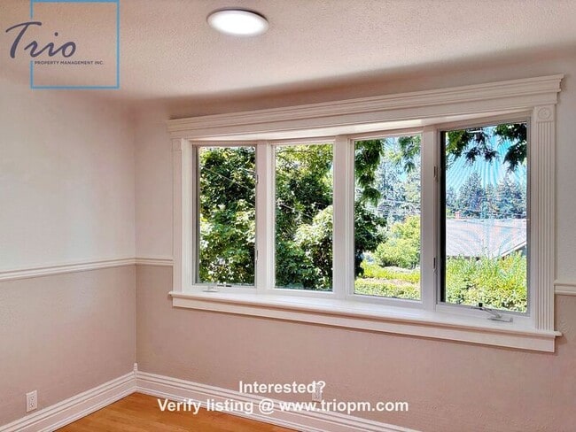 Building Photo - 2693 Chula Vista Dr