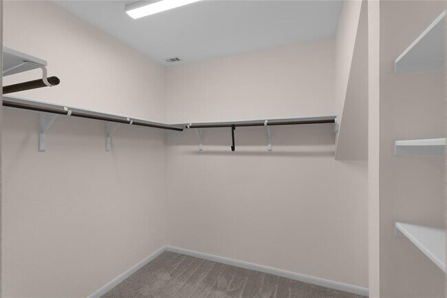 Building Photo - 23827 Via Leoni Dr
