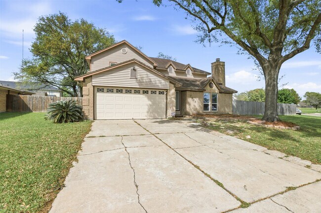 Building Photo - 7235 Battle Hills Dr