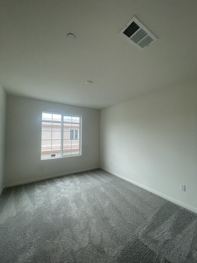 Building Photo - Helena Ridge