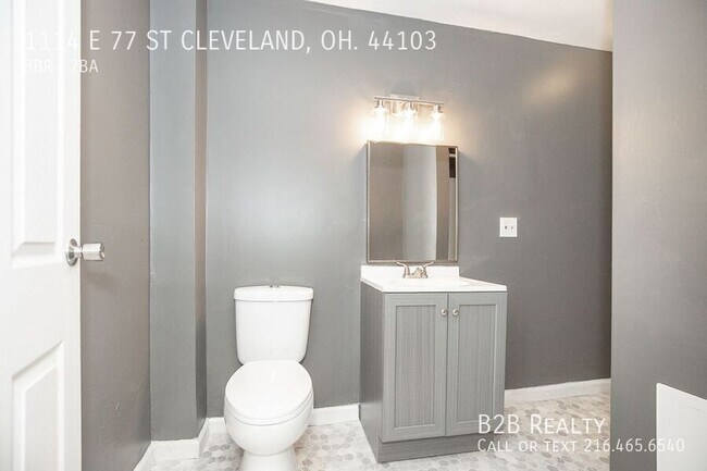 Building Photo - 1114 E 77th St