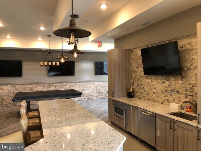 Building Photo - 4619 Forest Pines Dr