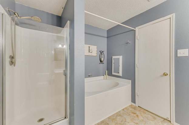 Building Photo - 2412 Avalon Creek Way