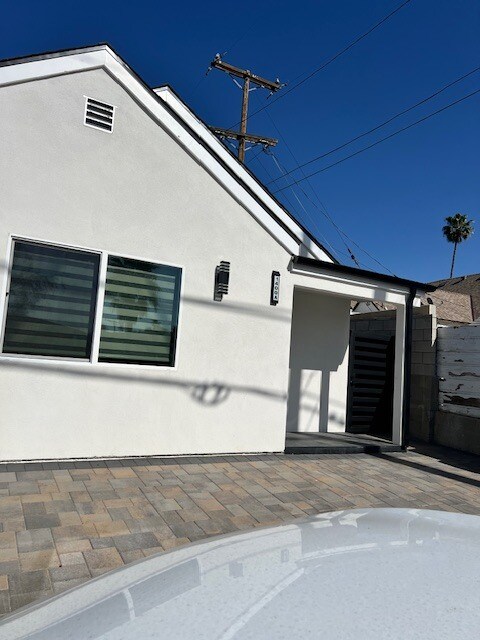 Building Photo - 1400 Elm Ave