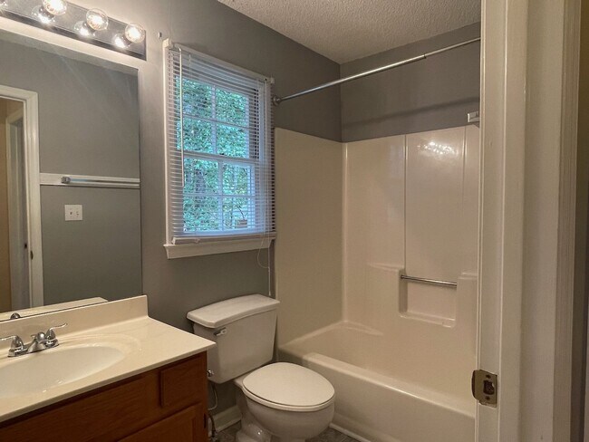 Building Photo - Beautifully Renovated Two-Story Traditional in McEachern High School