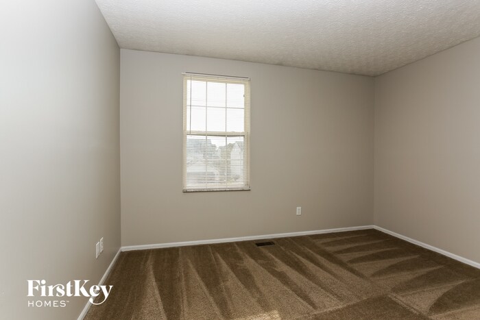 Building Photo - 868 Windy Hill Ln