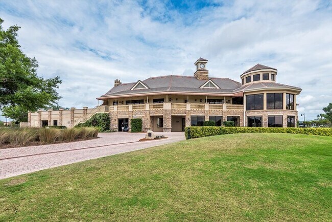 Building Photo - 9820 Bucklow Hill Dr