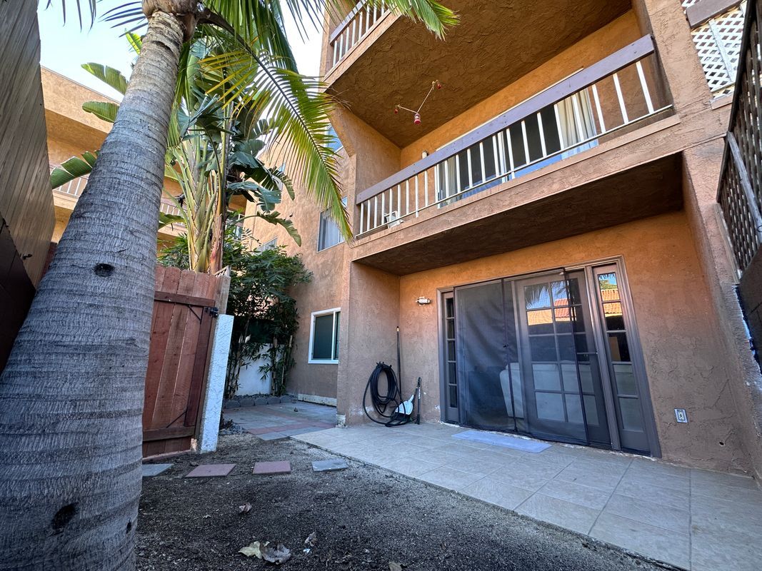 Building Photo - 6600 Warner Ave