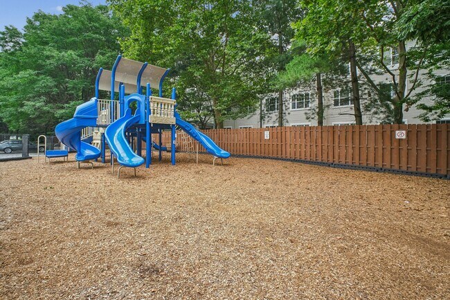 Building Photo - 602 Rutledge Ct