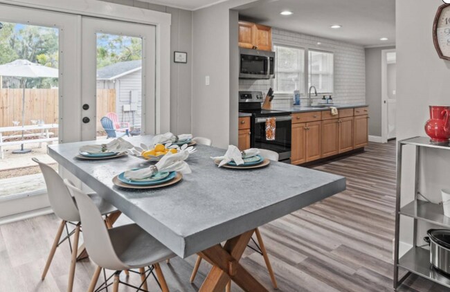 Building Photo - 1909 E Wilder Ave