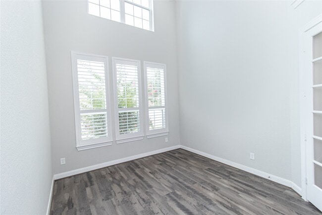 Building Photo - 13411 Lake Willoughby Ln