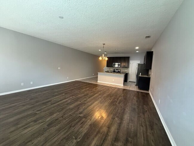 Building Photo - 7681 Ripplepointe Way