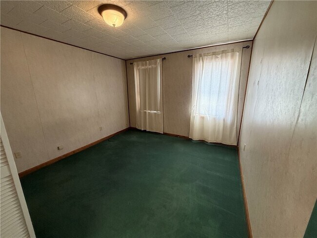 Building Photo - 5895 Heckert Rd